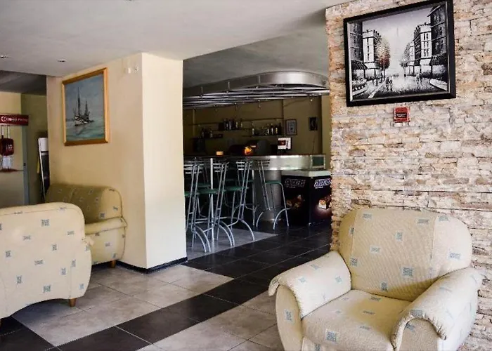 Отель Tsarevets 2*