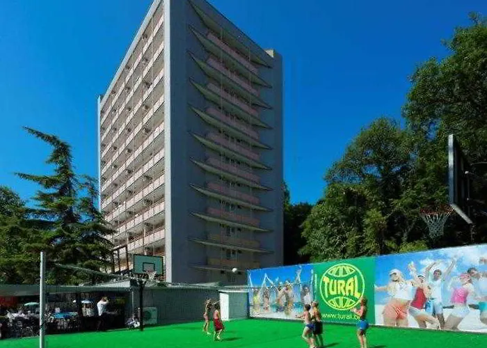 Tsarevets Золотые Пески