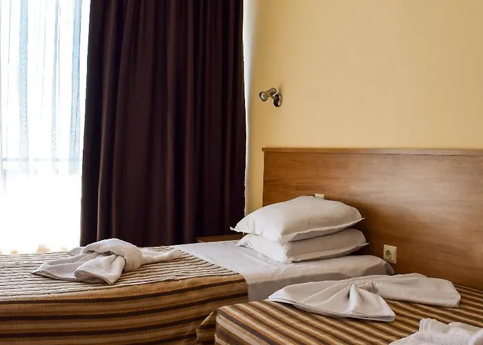 Tsarevets Отель