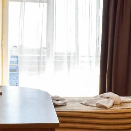 Hotel Tsarevets 2*
