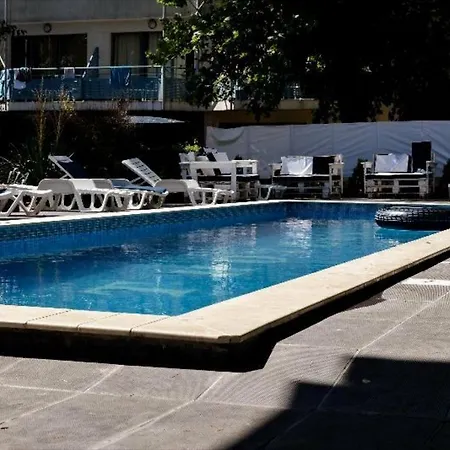 Hotel Tsarevets 2*